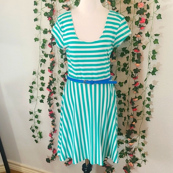 Derek Heart Dresses & Skirts - ⭐️Derek Heart dress large